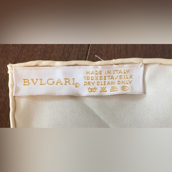 Authentic BVLGARI scalf - Picture 3 of 3